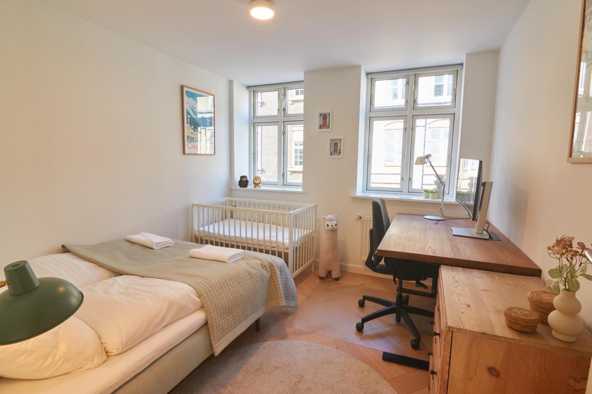 Designer 2 Bedroom With Private Balcony * Copenhagen