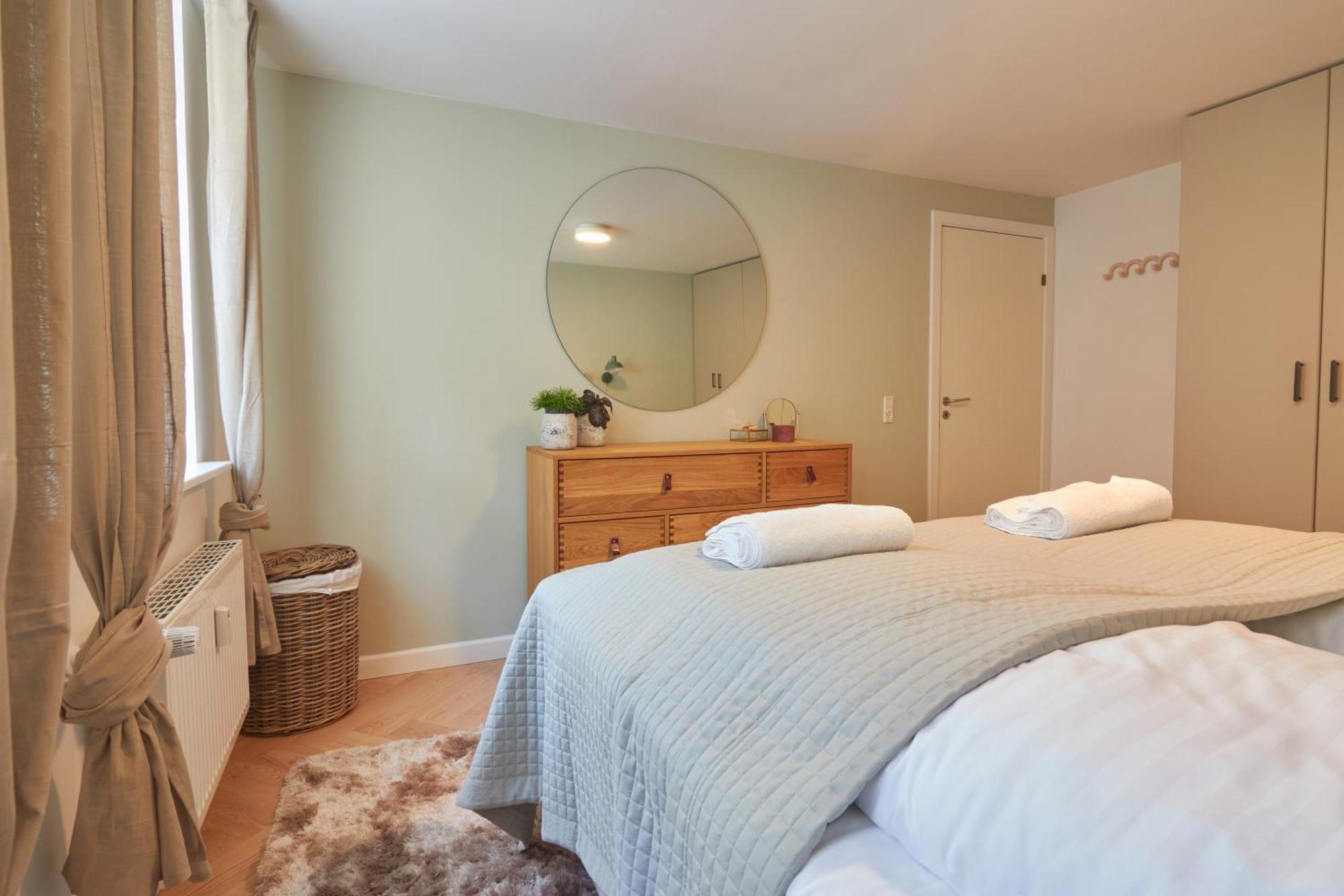 Designer 2 Bedroom With Private Balcony Apartment