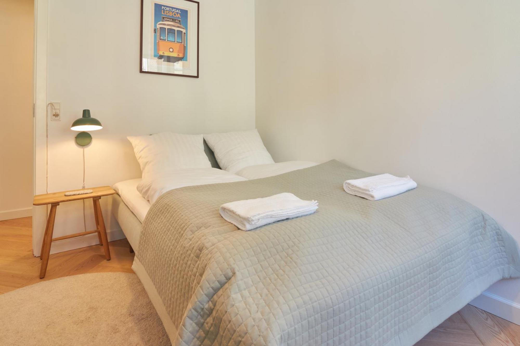 Apartment Designer 2 Bedroom With Private Balcony