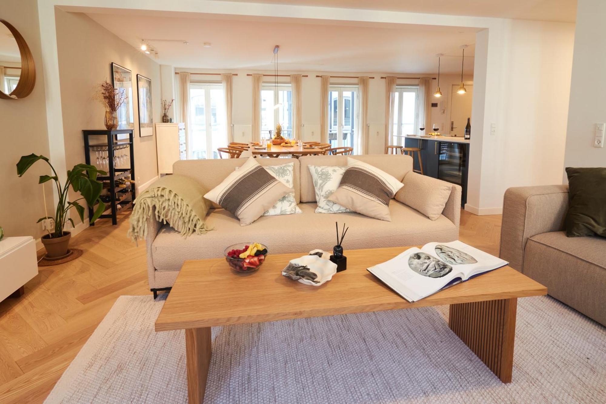 Designer 2 Bedroom With Private Balcony Copenhagen