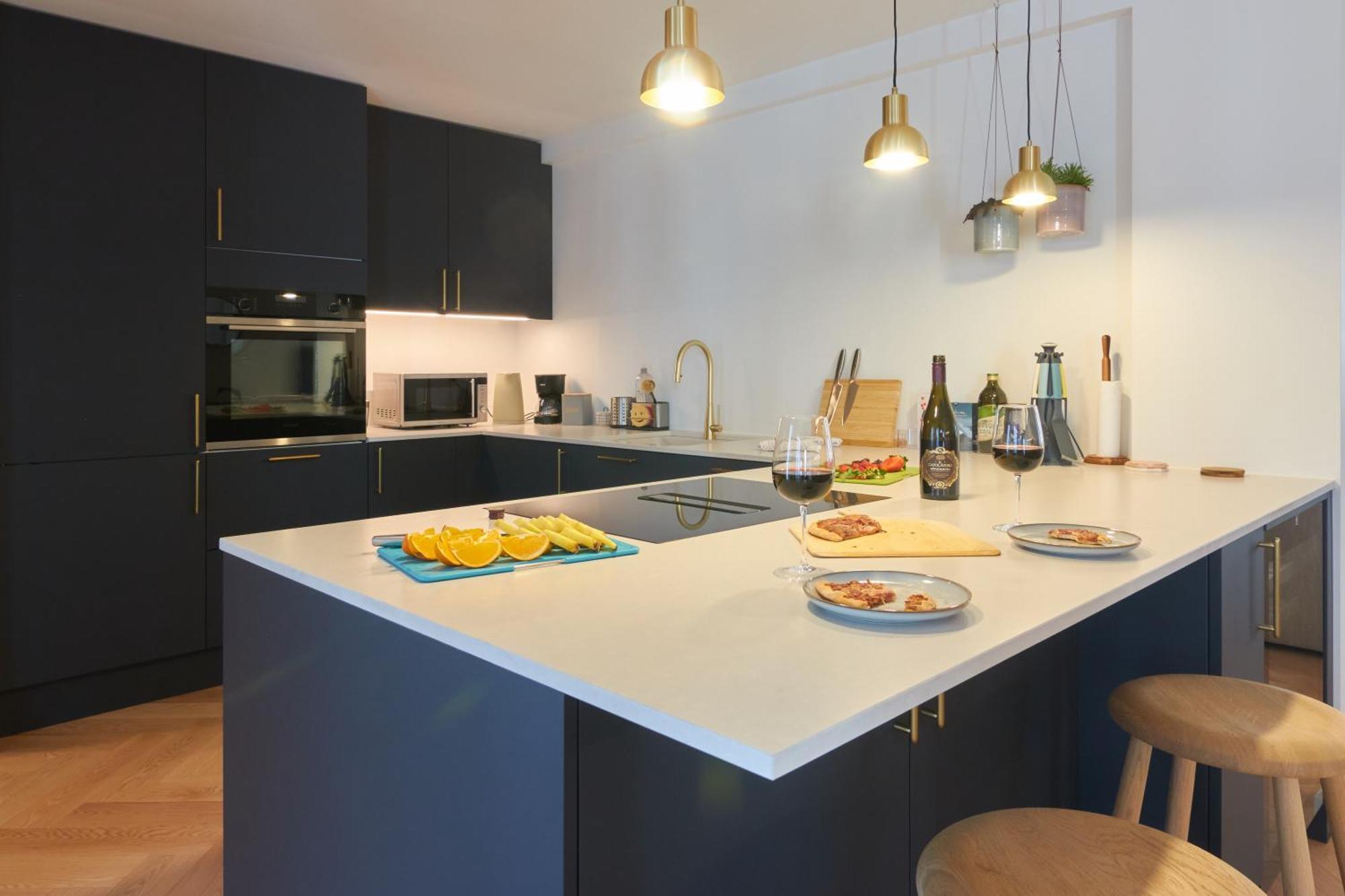 Designer 2 Bedroom With Private Balcony Leilighet København